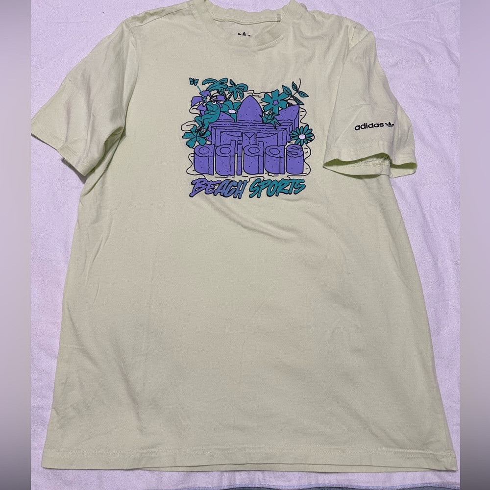 Adidas T-Shirt